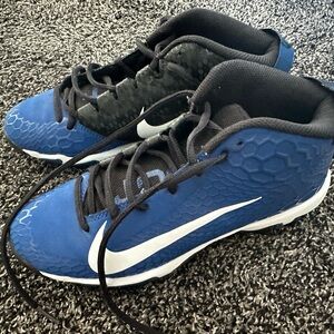 Nike Blue and Black Sports Cleats